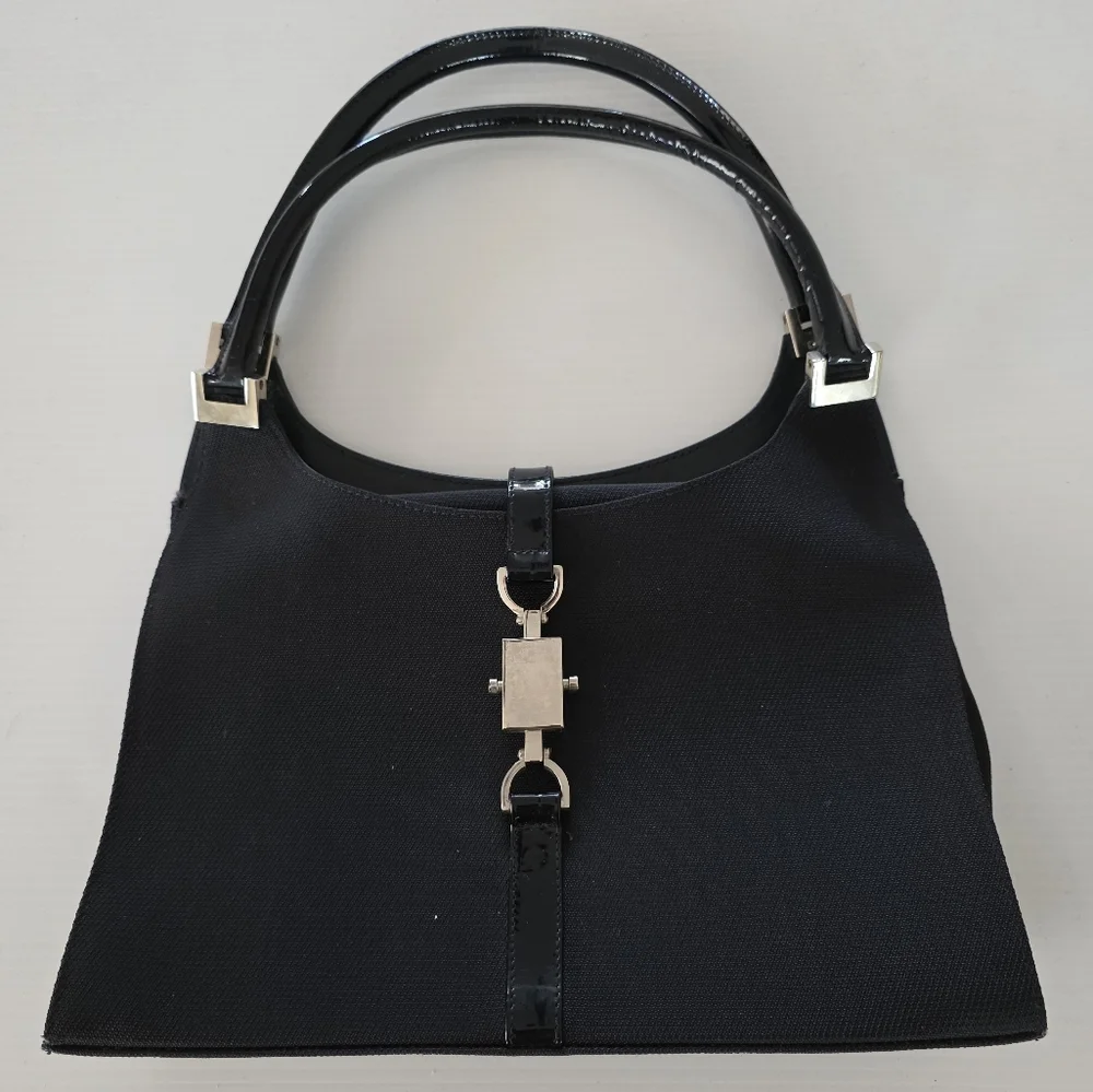 Elegant Black Handbag - Picture 1 of 13